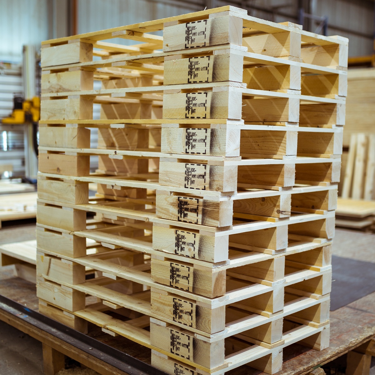 Crates & Pallets